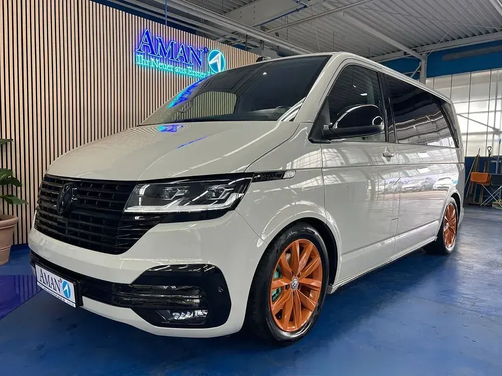 Gebraucht VW Multivan 150 PS (110 kW) 2021 Grau Van / Kleinbus