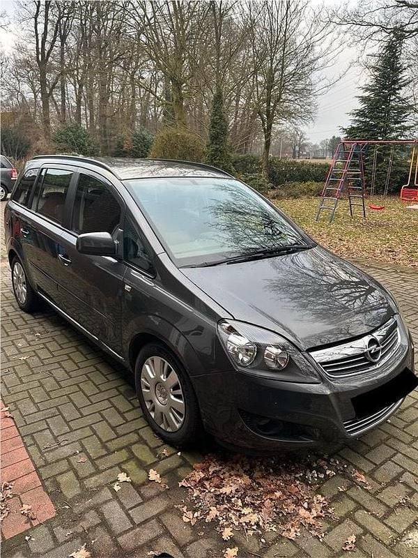 Gebraucht Opel Zafira 125 PS (91 kW) 2011 Grau Van / Kleinbus