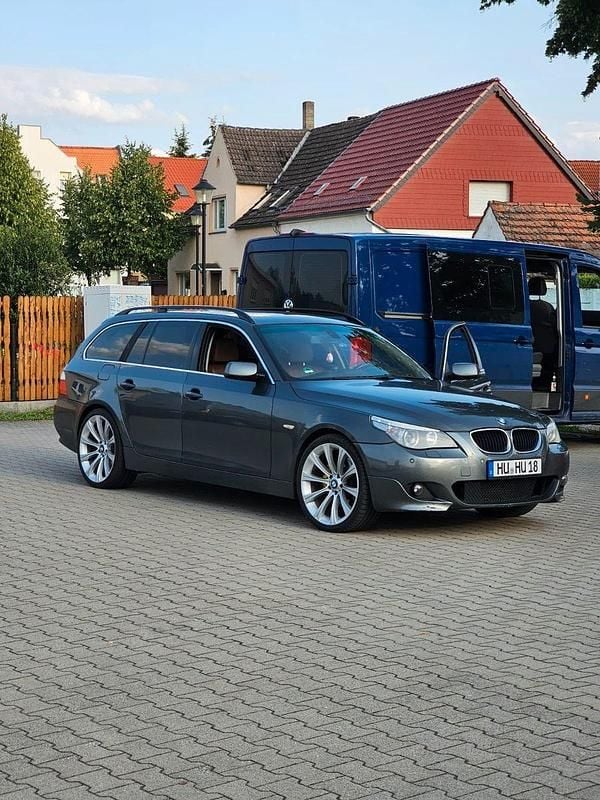 Braun Gebraucht 2004 BMW 530 Kombi | 3.800 € (Fairer Preis) - Bild 1/4