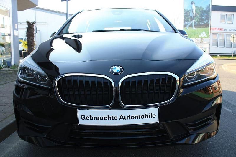 Gebraucht BMW 218 Advantage 150 PS (110 kW) 2020 Schwarz Kombi