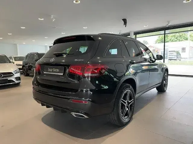 Gebraucht Mercedes GLC300e 306 PS (225 kW) 2022 SUV