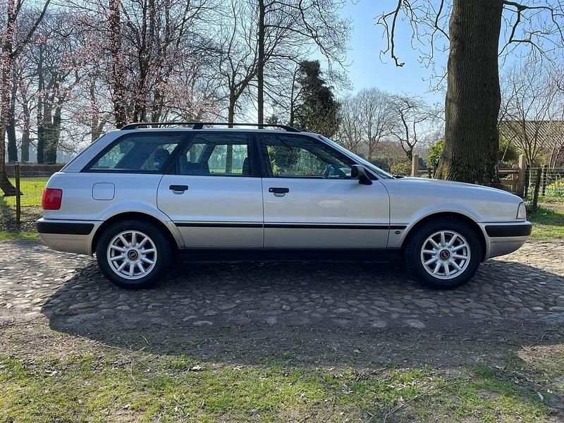 Gebraucht Audi 80 66 PS (48 kW) 1995 Grau Kombi