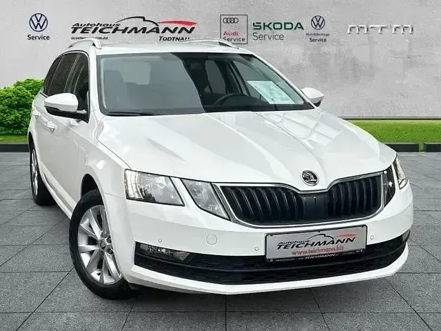 Gebraucht Skoda Octavia Ambition 150 PS (110 kW) 2020 Candyweiss Kombi
