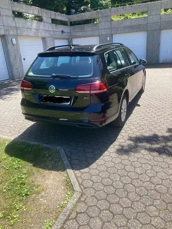 Używany VW Golf VII 116 KM (85 kW) 2017 Czarny Kombi