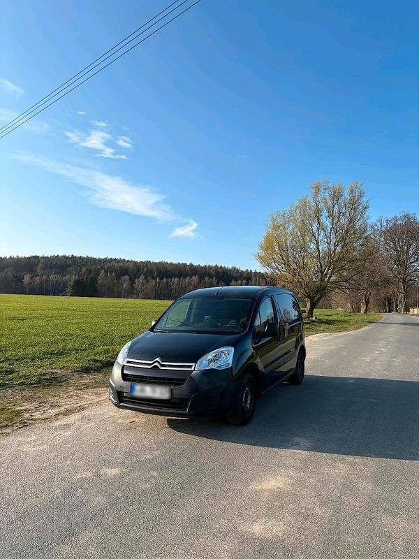 Gebraucht Citroën Berlingo Business Class 75 PS (55 kW) 2017 Schwarz Van / Kleinbus