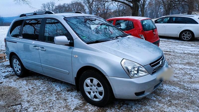 Gebraucht Kia Carnival 185 PS (136 kW) 2006 Silber Van / Kleinbus