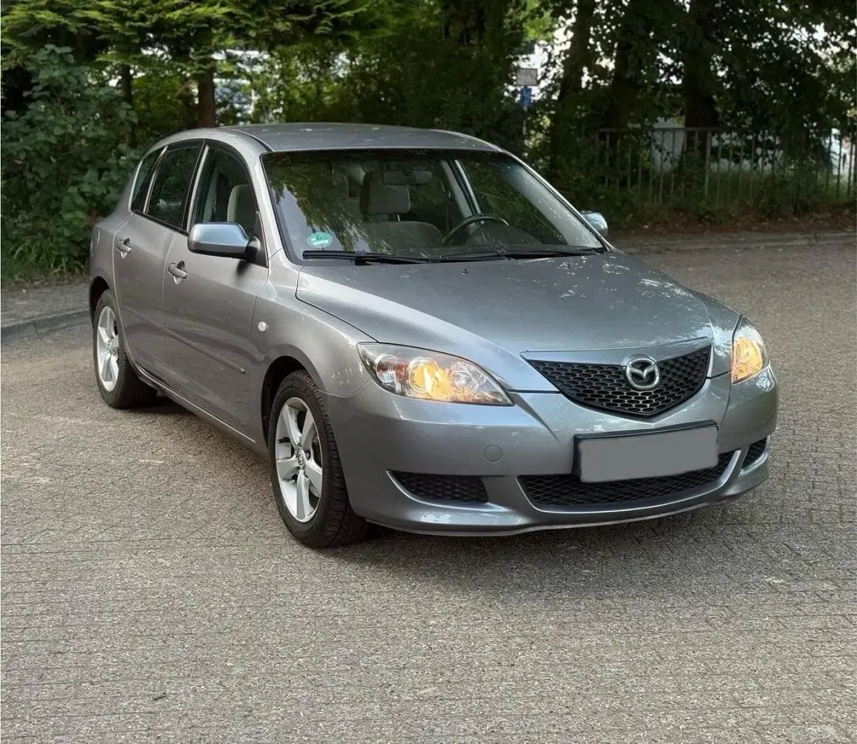 Gebraucht Mazda 3 85 PS (62 kW) 2005 Grau Kleinwagen