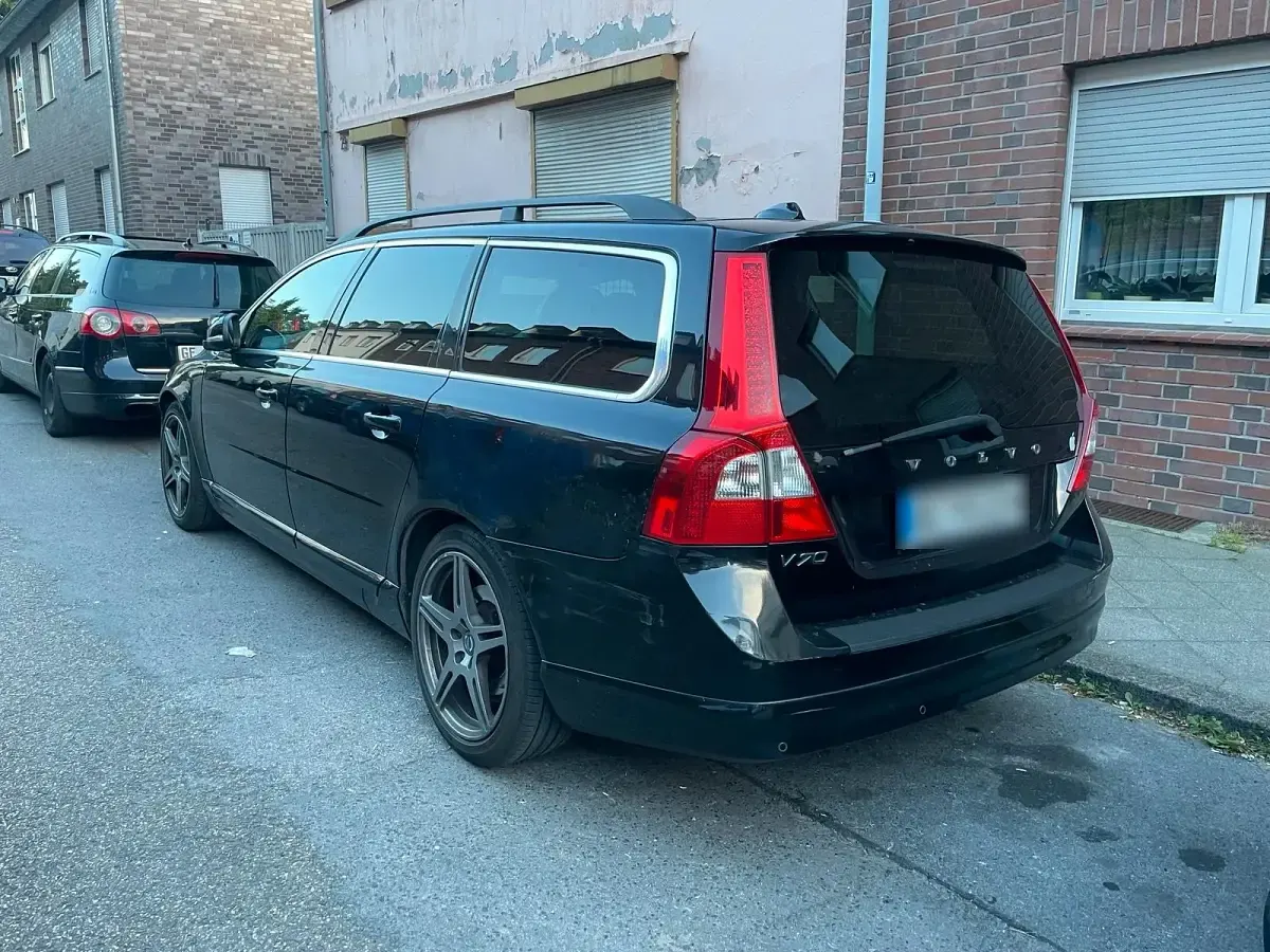 Gebraucht Volvo V70 163 PS (119 kW) 2013 Schwarz Kombi