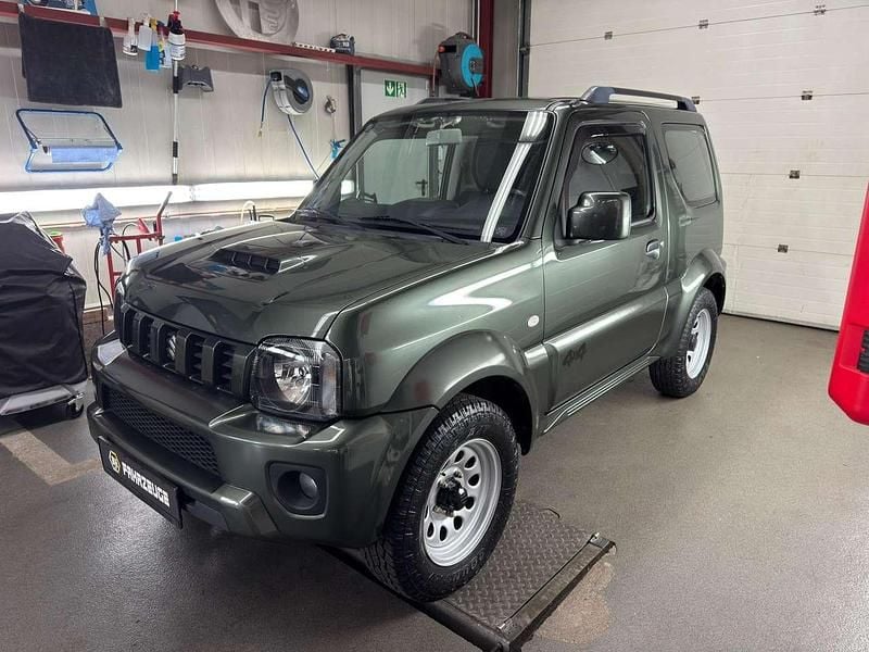 Gebraucht Suzuki Jimny Club 86 PS (63 kW) 2017 Grau SUV