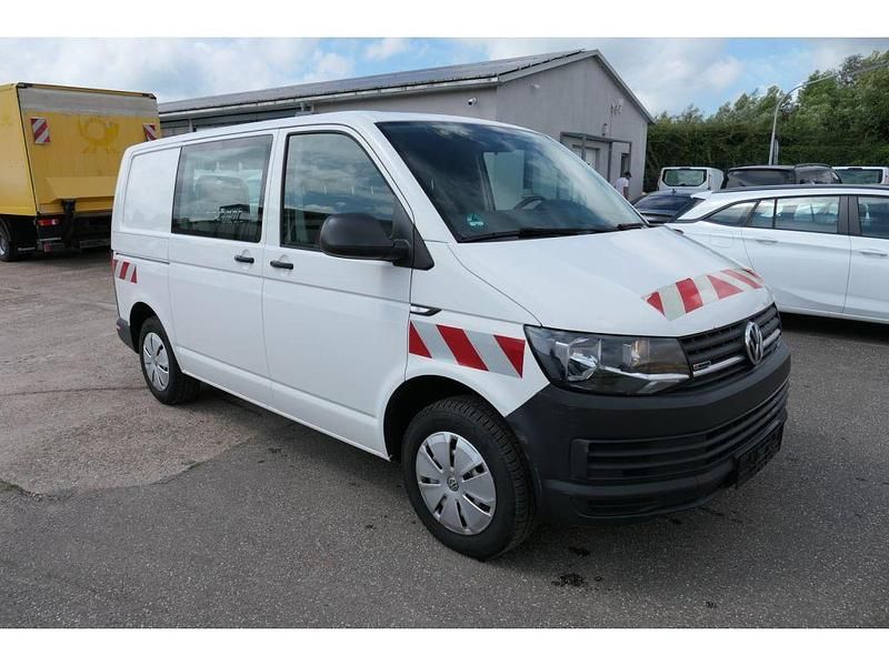 Gebraucht VW Transporter 140 PS (102 kW) 2016 Weiss Van