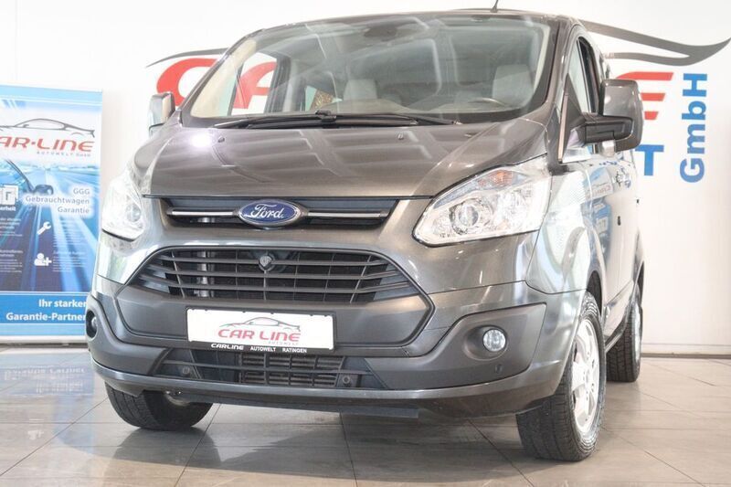 Grau Gebraucht 2015 Ford Transit Custom Trend Van / Kleinbus | 16.999 € (Fairer Preis) - Bild 1/4