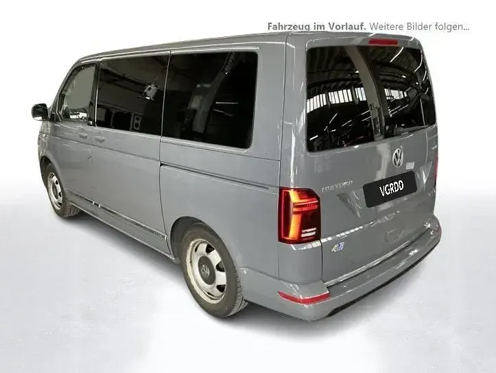 Gebraucht VW Multivan Comfortline 150 PS (110 kW) 2022 Pure grey Van / Kleinbus