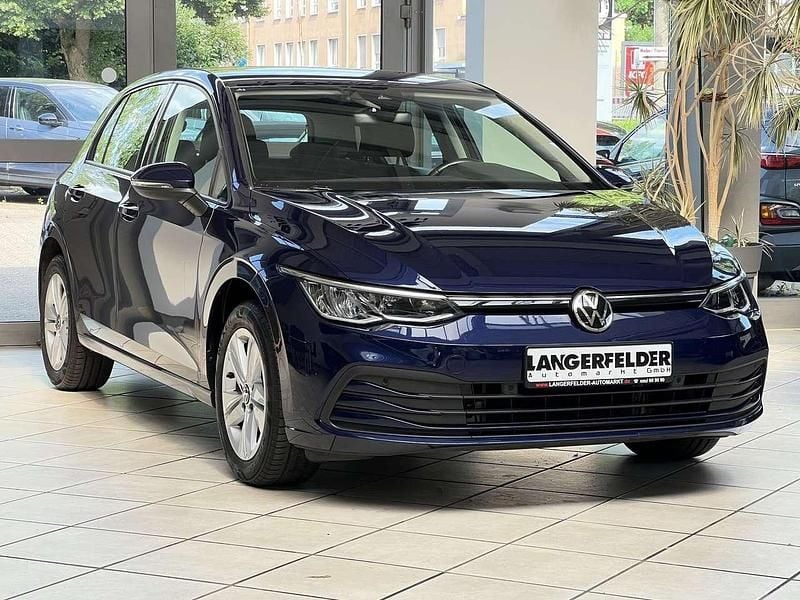 Atlantic blue metallic Gebraucht 2020 VW Golf Life Limousine | 18.999 € (Fairer Preis) - Bild 1/4