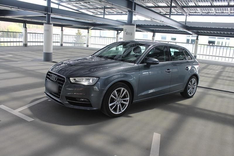 Gebraucht Audi A3 150 PS (110 kW) 2016 Grau Limousine