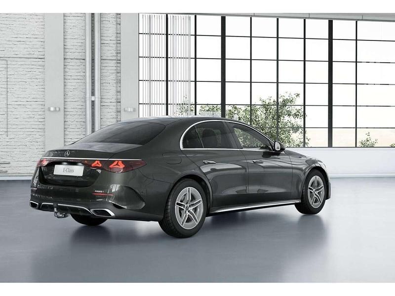 Gebraucht Mercedes E220 AMG 197 PS (144 kW) 2025 Grau Limousine