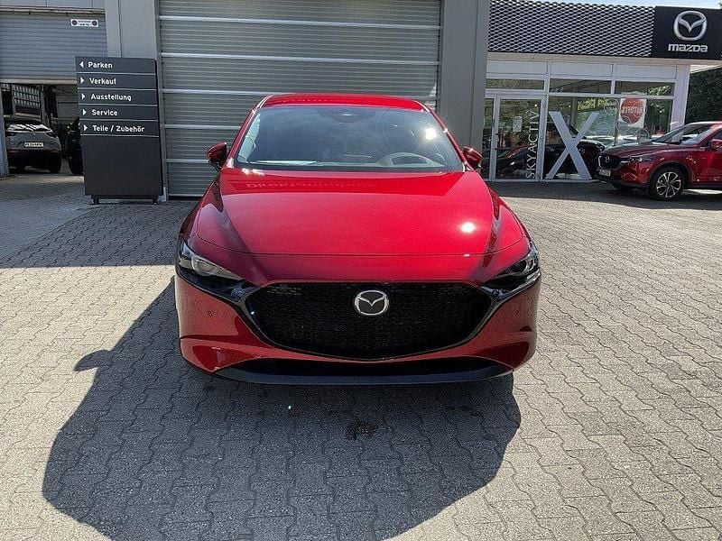 Neu 2025 Mazda 3 Center-Line | 26.990 € - Bild 1/4
