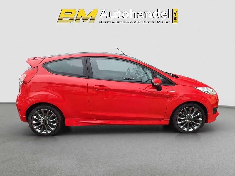 Gebraucht Ford Fiesta ST-Line 101 PS (74 kW) 2017 Rot Kleinwagen