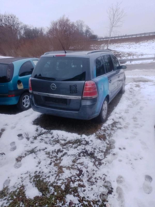 Gebraucht Opel Zafira 140 PS (102 kW) 2006 Grau Van / Kleinbus
