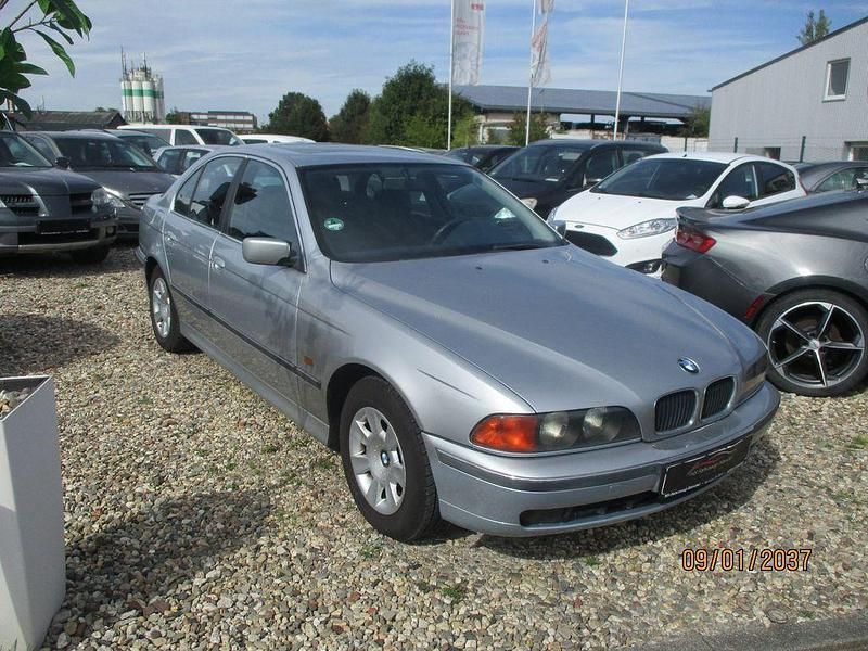 Gebraucht BMW 520 150 PS (110 kW) 1997 Silber Limousine