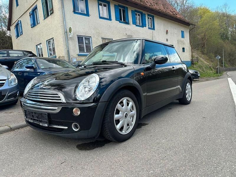 Używany Mini Cooper 116 KM (85 kW) 2005 Czarny Hatchback