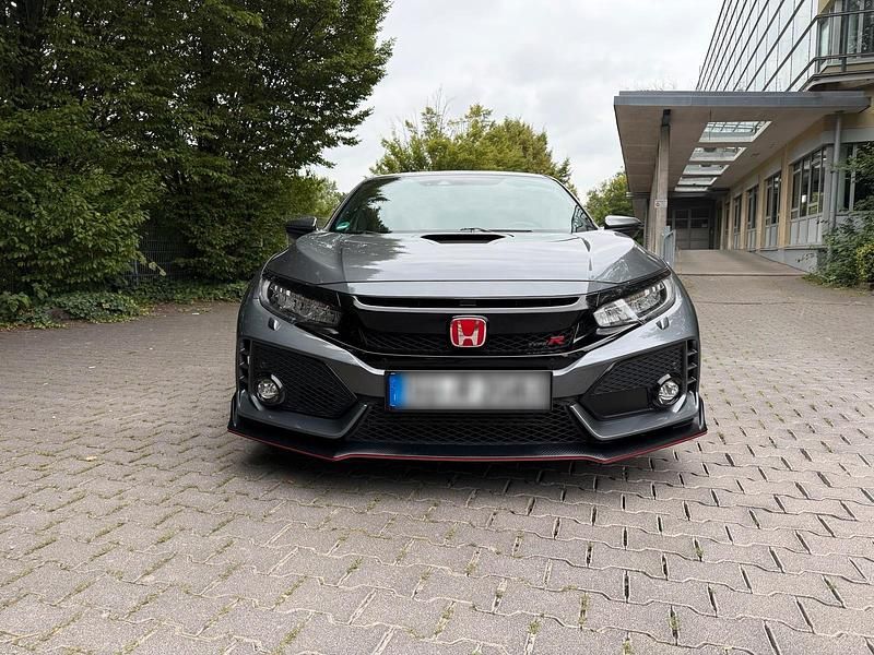 Grau Gebraucht 2018 Honda Civic Type R GT Limousine | 32.000 € (Teuer) - Bild 1/4