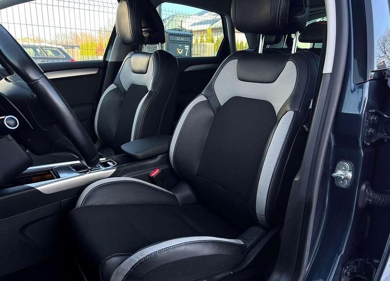 Gebraucht Citroën C4 Business Class 111 PS (81 kW) 2012 Blau Limousine