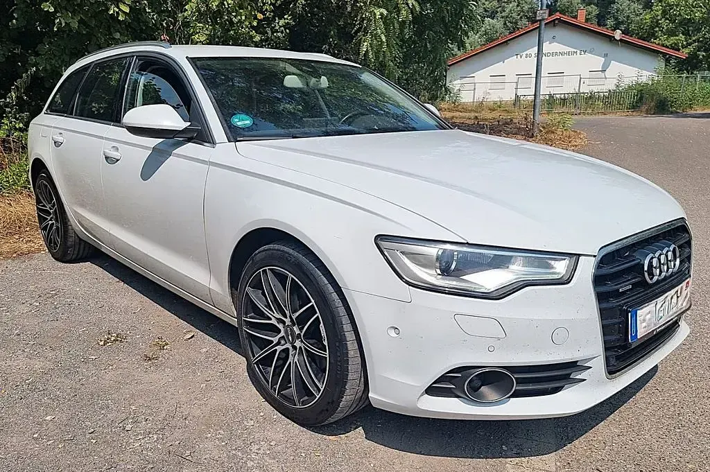 Gebraucht Audi A6 Sport 204 PS (150 kW) 2014 Weiß Kombi