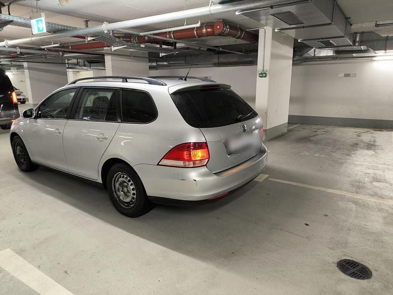 Gebraucht VW Golf V 105 PS (77 kW) 2008 Silber Kombi