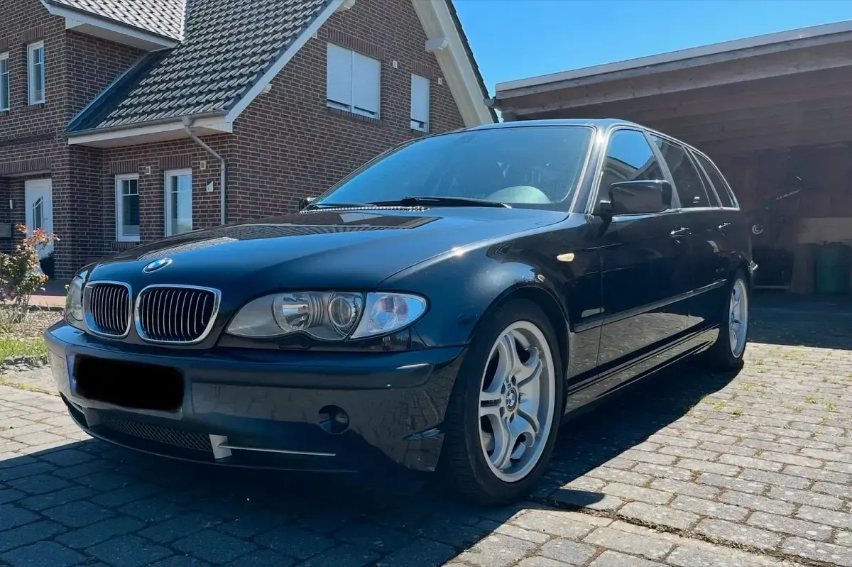 Brugt BMW 330 231 HK (169 kW) 2002 Sort Stationcar