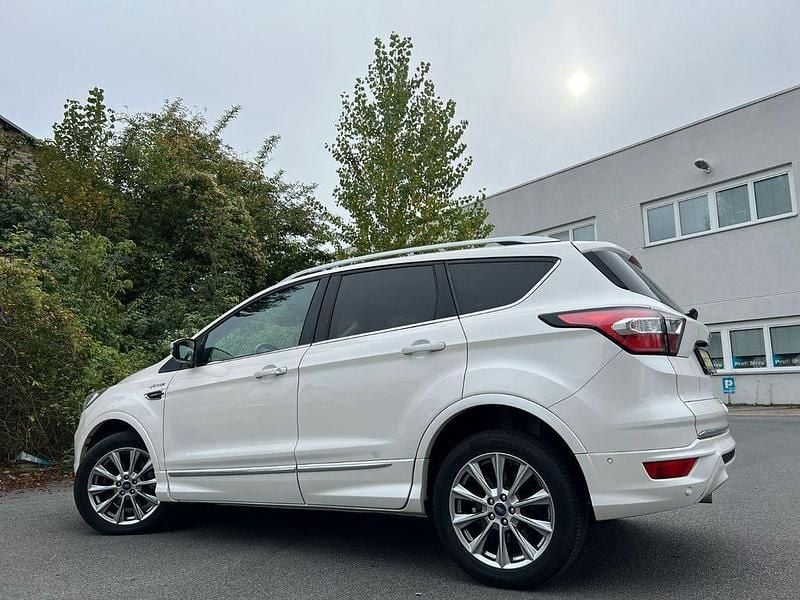 Gebraucht Ford Kuga Vignale 150 PS (110 kW) 2019 Weiß SUV