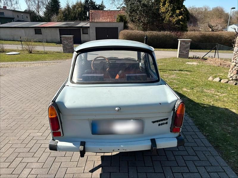 Gebraucht Trabant 601 26 PS (19 kW) 1990 Andere farben Limousine