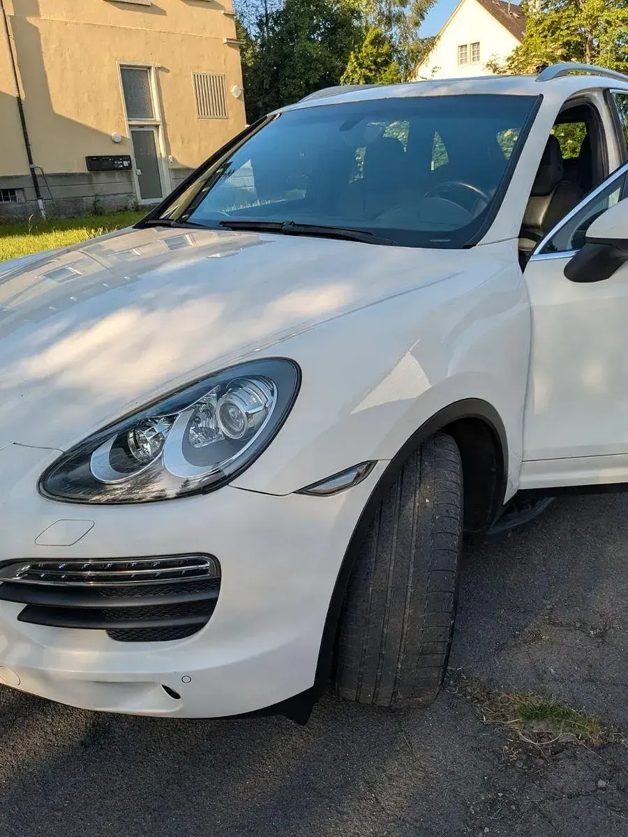 Gebraucht Porsche Cayenne S 400 PS (294 kW) 2010 Weiß SUV