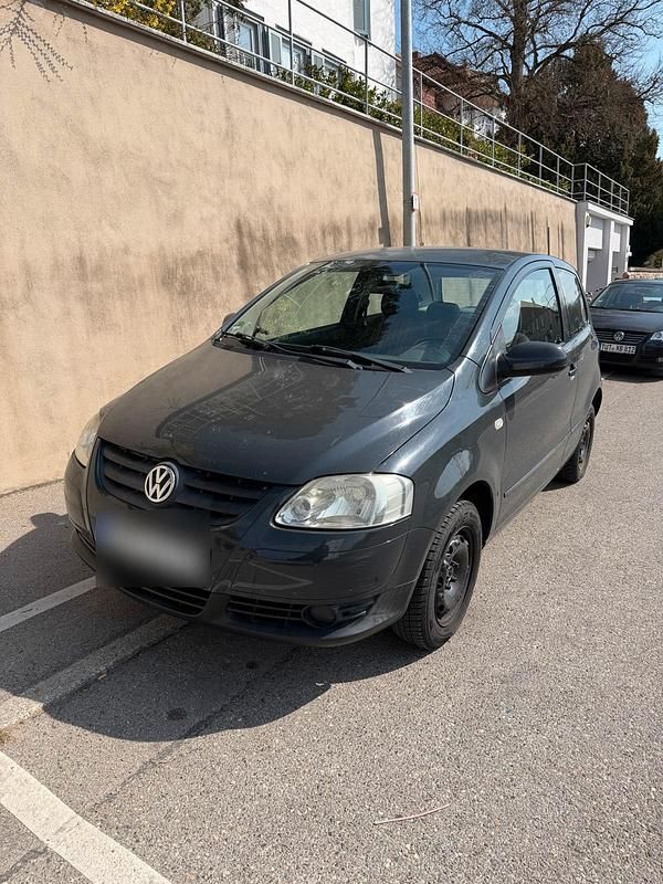 Gebraucht VW Fox 55 PS (40 kW) 2006 Grau Kleinwagen