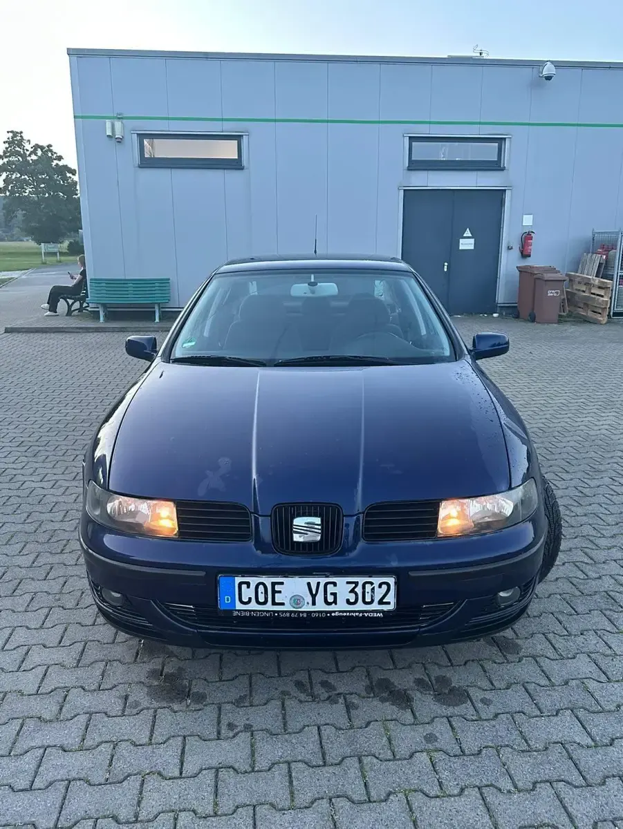 Gebraucht Seat Toledo 105 PS (77 kW) 2000 Blau Limousine