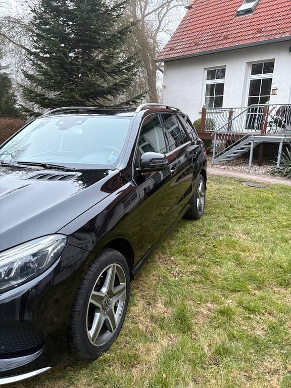 Gebraucht Mercedes GLE350 258 PS (189 kW) 2018 Schwarz SUV