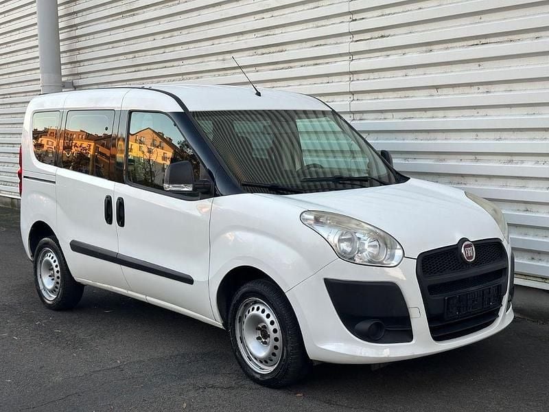 Gebraucht Fiat Doblò Pop 95 PS (69 kW) 2013 Weiß Van / Kleinbus