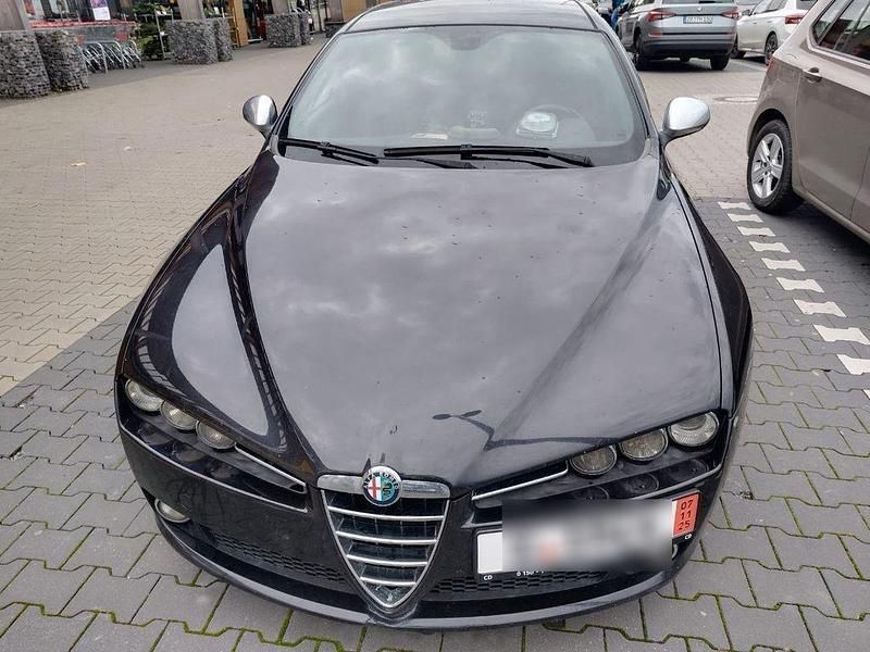 Schwarz Gebraucht 2005 Alfa Romeo 159 Ti Kombi | 3.099 € (Etwas zu teuer) - Bild 1/4