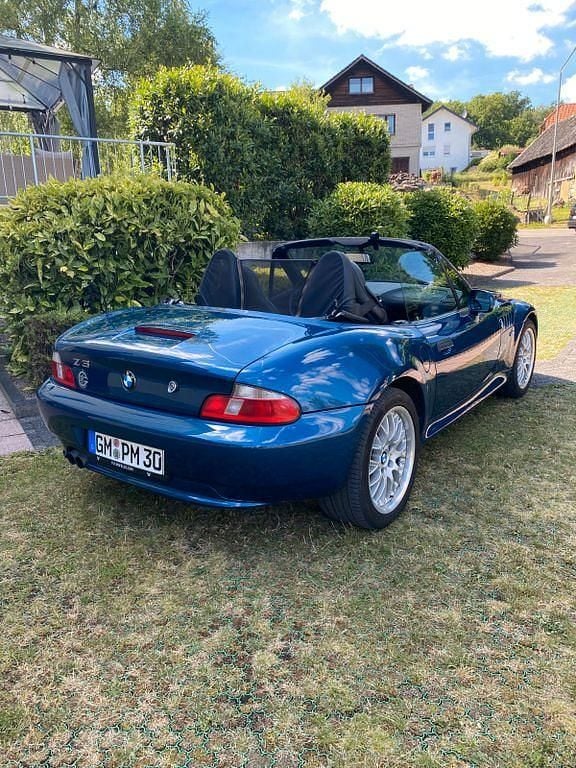Blau Gebraucht 2000 BMW Z3 Cabrio | 11.500 € (Guter Preis) - Bild 1/4