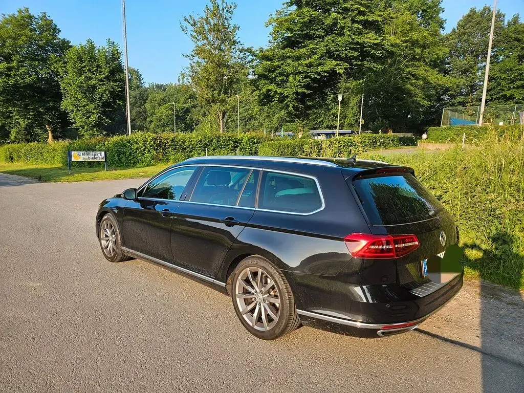 Gebraucht VW Passat 190 PS (139 kW) 2017 Schwarz Kombi