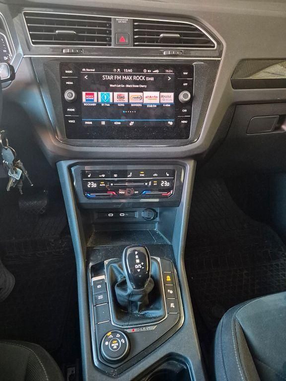 Gebraucht VW Tiguan 190 PS (139 kW) 2022 Grau SUV