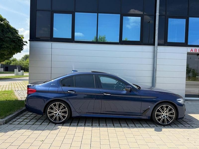 Gebraucht BMW 530e iPerformance 252 PS (185 kW) 2018 Blau Limousine