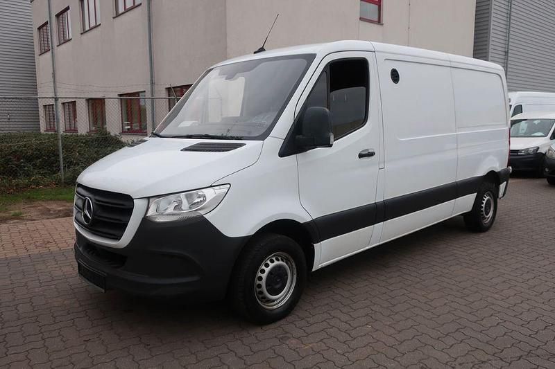 Weiß Gebraucht 2018 Mercedes Sprinter Van | 12.500 € (Etwas zu teuer) - Bild 1/4