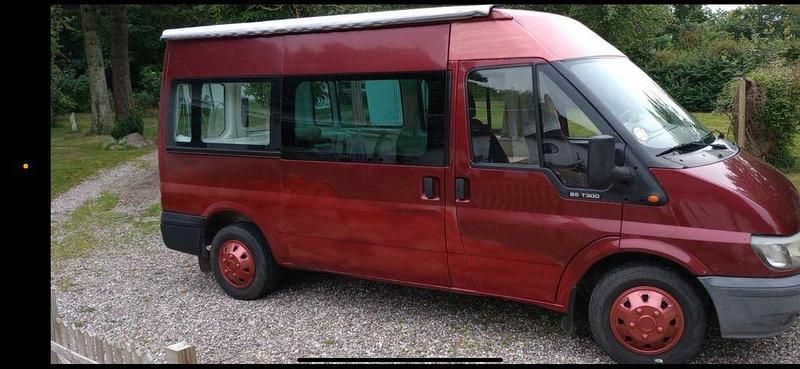 Second-hand Ford Transit 101 CP (74 kW) 2004 Roșu Break