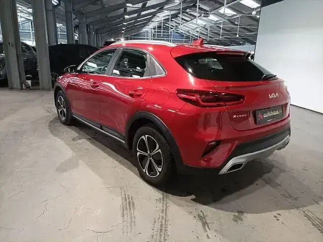 Używany Kia XCeed Vision 141 KM (103 kW) 2022 Czerwony SUV