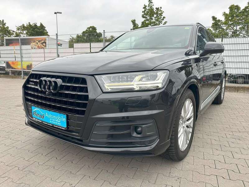 Orcaschwarz metallic Gebraucht 2016 Audi Q7 SUV | 34.700 € (Fairer Preis) - Bild 1/4