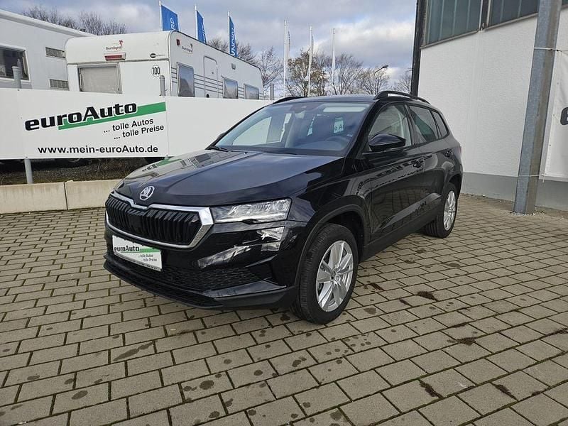Schwarz Neu 2025 Skoda Karoq Selection SUV | 33.490 € (Guter Preis) - Bild 1/4