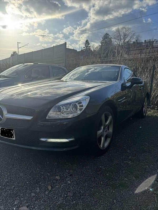 Gebraucht Mercedes SLK200 184 PS (135 kW) 2011 Schwarz Cabrio