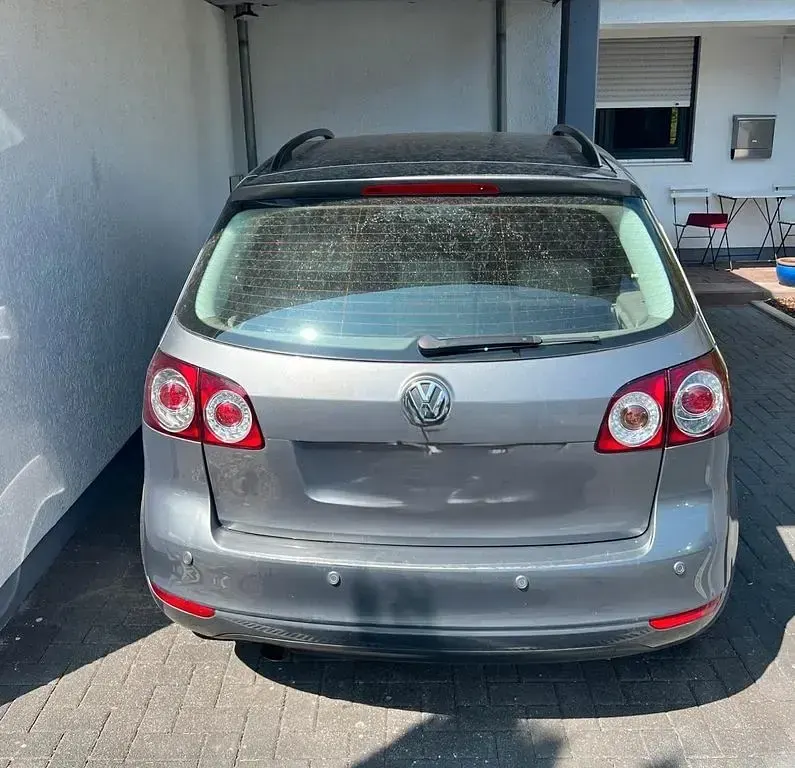 Gebraucht VW Golf Plus Style 105 PS (77 kW) 2010 Grau Van / Kleinbus