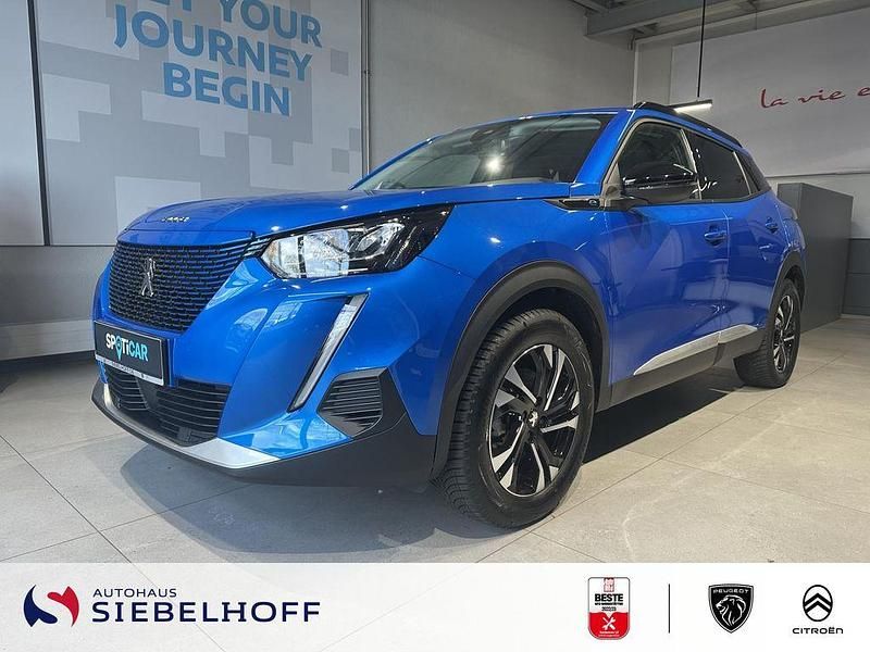 Gebraucht Peugeot e-2008 Allure 100 kW (136 PS) 2022 Vertigo blau SUV