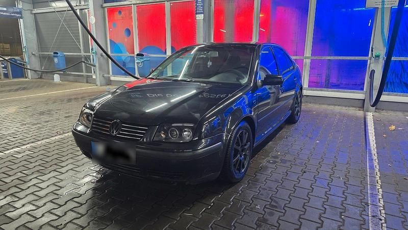 Gebraucht VW Bora 116 PS (85 kW) 2003 Schwarz Limousine
